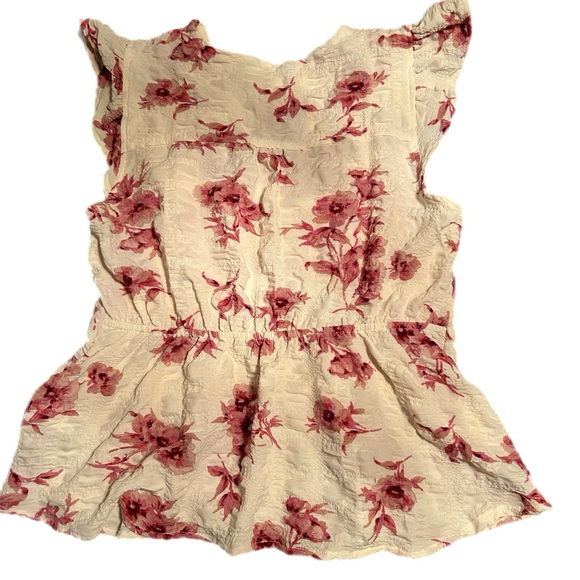 Sleeveless Top - Picture 2 of 3